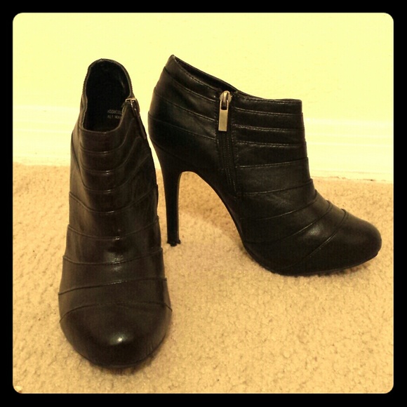 Ankle boots