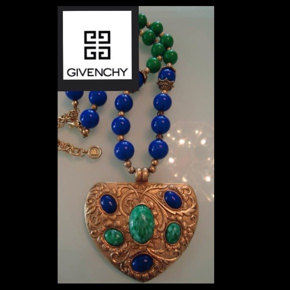 VTG GIVENCHY PARIS NY LAPIS JADE RUNWAY NECKLACE