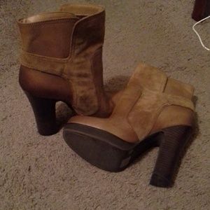 Jessica Simpson boots