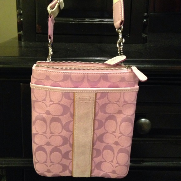 Coach Legacy Swingpack pink on pink - Picture 4 of 4