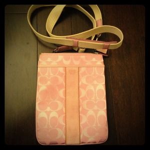 Coach Legacy Swingpack pink on pink