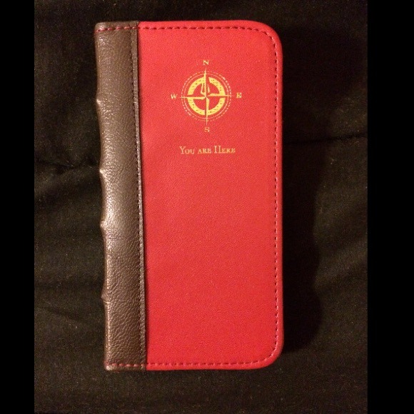 Wallet Book Look-a-Like iPhone 5/5s Case