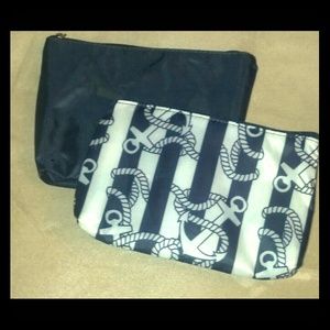 SOLD IN BUNDLE 2 ipsy make up bags