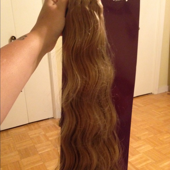 Hair extension dark blonde