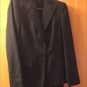 Clearance! Anne Klein Pant Pinstripe Suit (size 2)