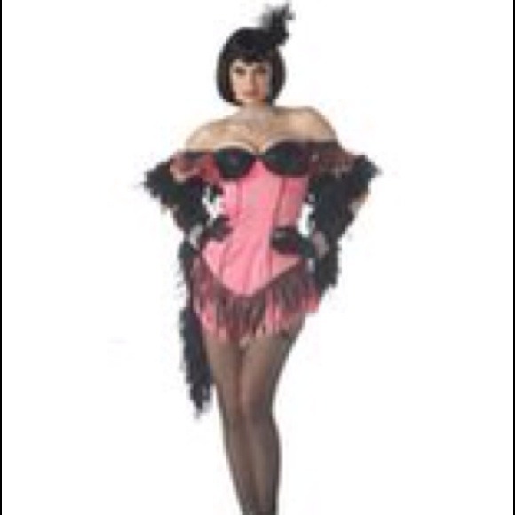 Cabaret artist costume