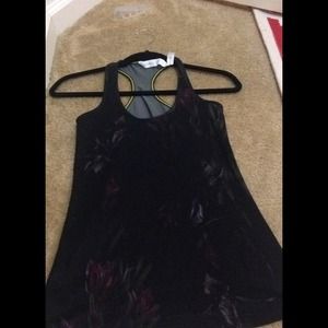 Lululemon floral top