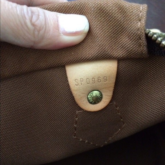 SOLD 👏 Authentic Louis Vuitton speedy 30 - Picture 4 of 4