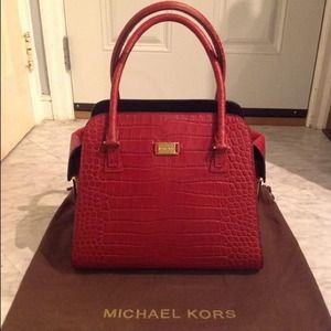 Michael Kors Collection Gia (large)