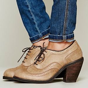 ISO Jeffrey Campbell Gold Coast Wingtip