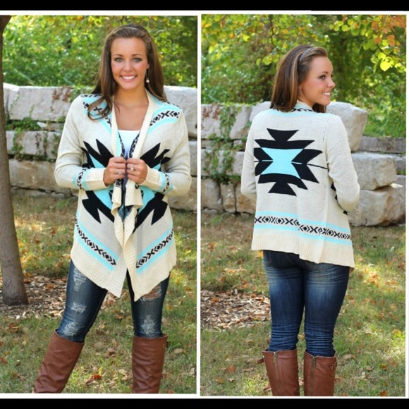Sweaters - 💗💗SOLD OUT💗💗Mint Aztec Tribal Cardigan💗