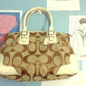 Coach shoulder bag