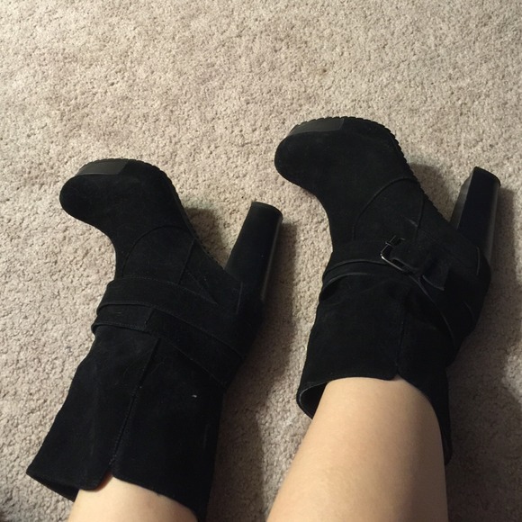 Sold! - Picture 4 of 4