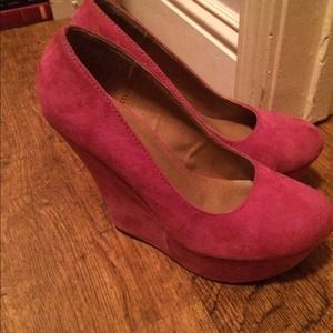 Pink wedge heels 7 1/2