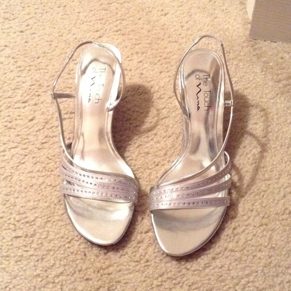 HEALS - Picture 1 of 1