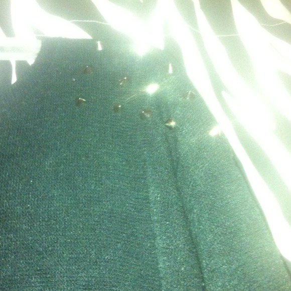 Sweater - Picture 2 of 2