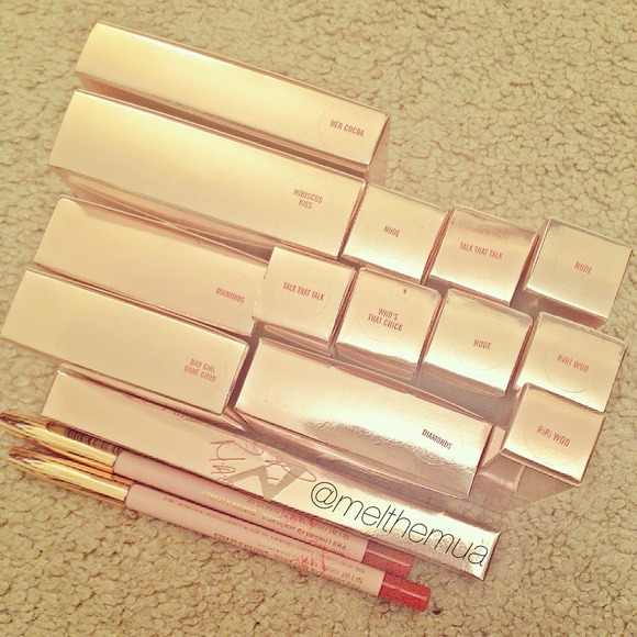 MAC Riri *NOT FOR SALE* - Picture 1 of 4