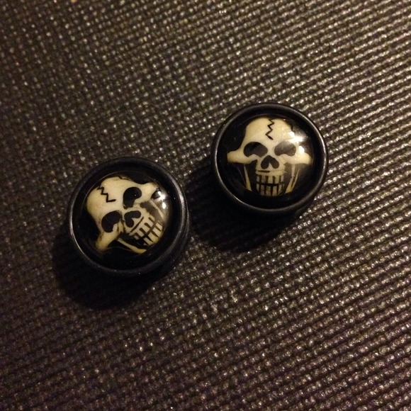 Skull plugs 20 MM (13/16)