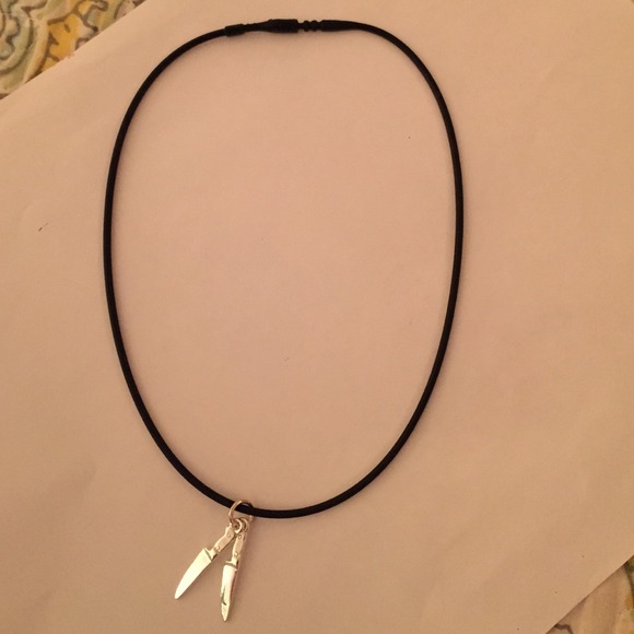 Knife choker