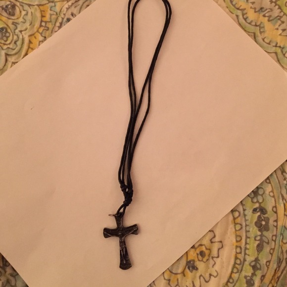 Cross choker/necklace