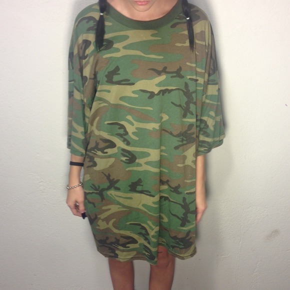 Oversize Camo - Picture 1 of 2