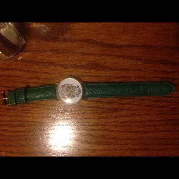 NWOT Green band sugar skull watch - Picture 2 of 3