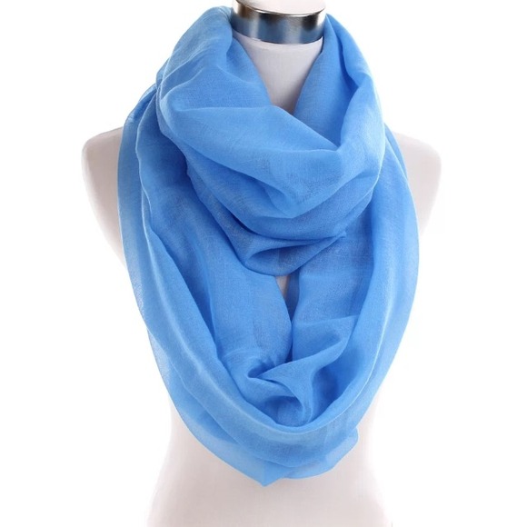 ❤️❤️Large light weight infinity scarf❤️❤️ - Picture 3 of 4