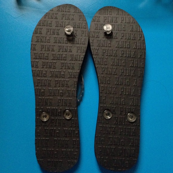 Victoria Secret PINK Flip Flops & FREE makeup bag - Picture 3 of 4