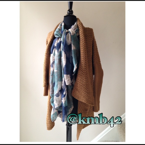 CARAMEL DOUBLED BREASTED CARDIGAN - Picture 4 of 4