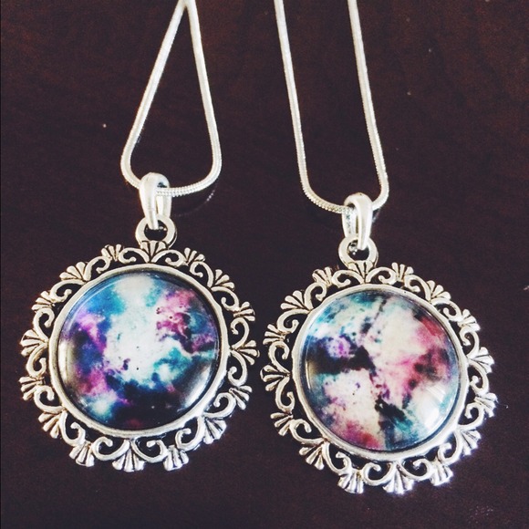Vintage necklaces bundle