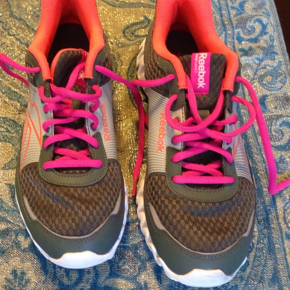 Reebok zig nano running shoes size 7.5 or 38