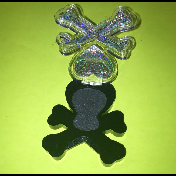 TOKIDOKI beautiful black simmer eyeshadow