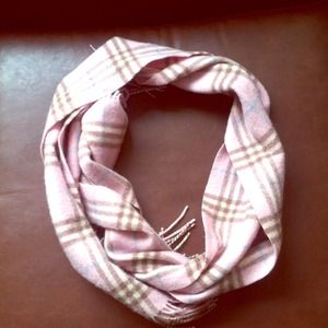 Auth. Burberry Check Scarf