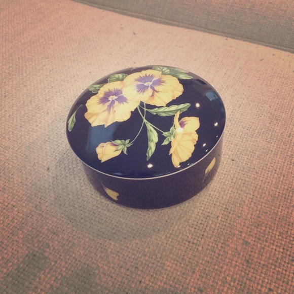 Tiffany Wildflowers Ceramic Jewelry Holder