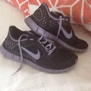 Nike free runs