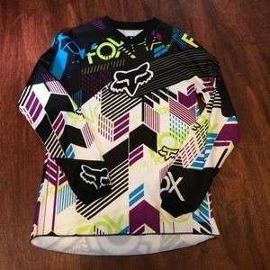 Woman's fox jersey