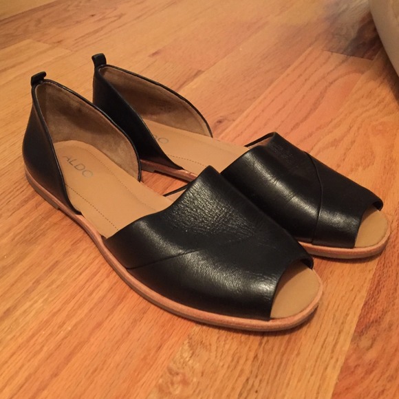 Aldo Sandals