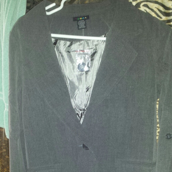 22 toska jackets blazers grey blazer from s closet on poshmark 22 toska jackets blazers grey blazer from s closet on poshmark