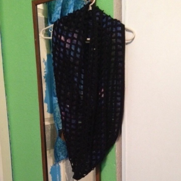 Black Knitted Infinity Scarf