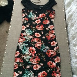 Floral short dress