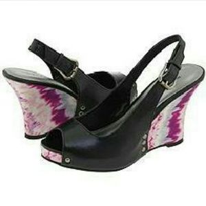 Madden Girl Wedges