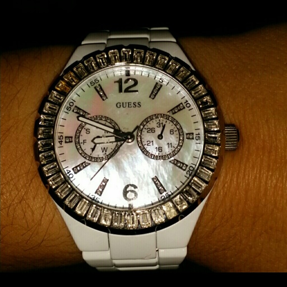 THANKSGIVING SALE! GUESS Swarovski Crystal Watch - Picture 2 of 4
