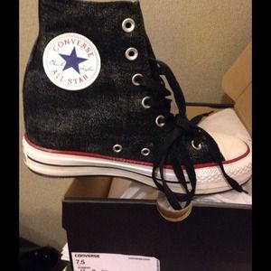 Chuck Taylor Wedge Sneaker