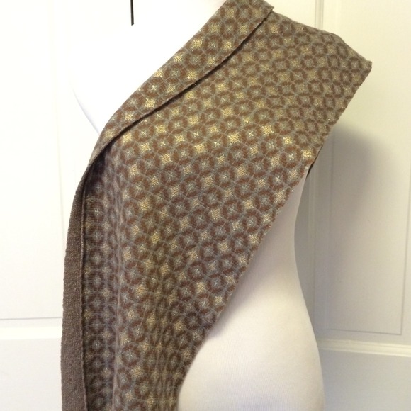 Fossil Scarf/Wrap
