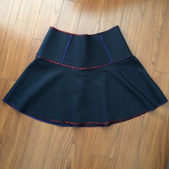 Brand New Club Monaco Skirt