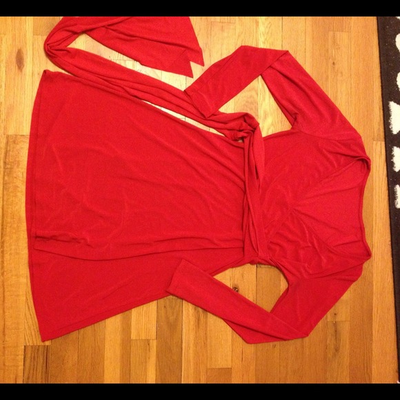 •●☆SOLD☆●• VS v neck red dress
