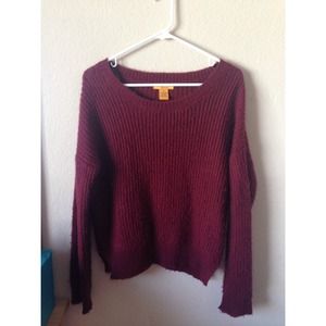 Maroon sweater