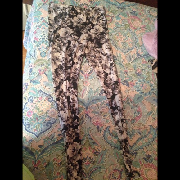 Floral leggings