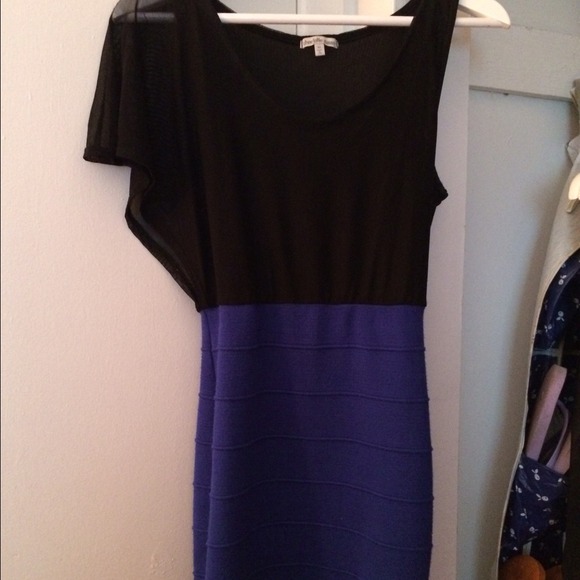 Cute dress!