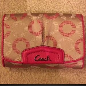 Coach Wallet for @moscato!!